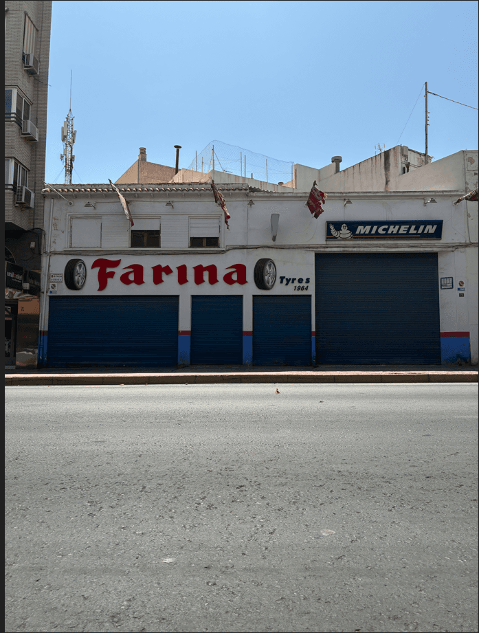 Local comercial antes de la reforma